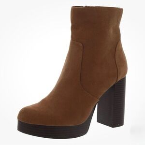 Sun + Stone Brown Heeled Boots Size 9